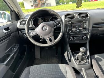 VOLKSWAGEN GOLF 1,6 TDI  77kW - 15