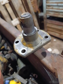 Díly na Zetor 3011 - 15