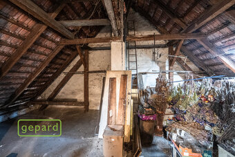 Spoluvlastnický podíl 1/2, rodinný dům Káranská, Praha 10 -  - 15