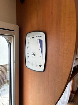 Karavan Hobby La Vita 495 max.1400 KG - 15