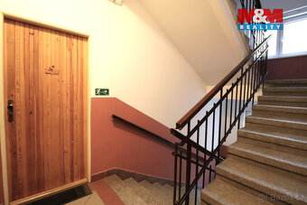 Prodej bytu 2+1, 45 m², Loket, ul. Nádražní - 15