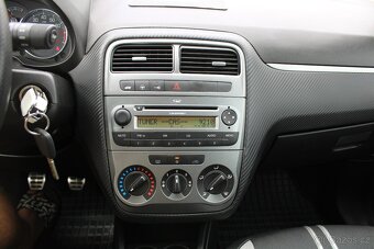 Fiat Punto EVO, 1,2i 48KW, KLIMA, ČR, r.v. 2009 - 15