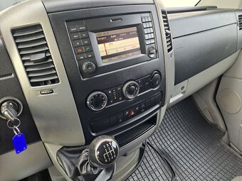 Volkswagen Crafter 2.0 TDI, 7 míst, možný odpočet DPH - 15