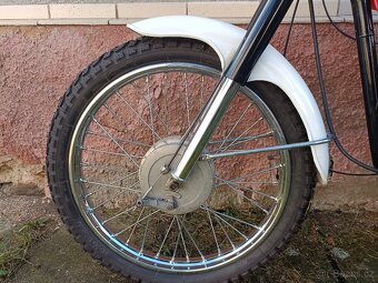 stavba trialu terénní závodní motocykl čz 125 nebo 175 ccm - 15