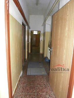 Prodej budovy 4+1 s velkým pozemkem, Křišťanovice - 15