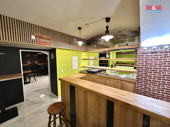 Prodej obchod a služby, 72 m², Praha, ul. Víta Nejedlého - 15