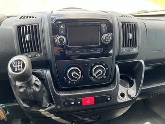 Prodám Citroën Jumper 2.2HDi,110 kw.L5H2. 6 míst. Nové v ČR- - 15