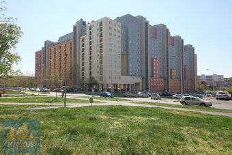 Nabídka pronájmu bytu 2+kk (50,2 m2 )s lodžií, park. stáním - 15