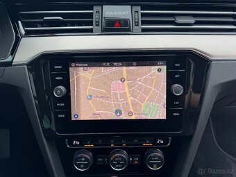VW Passat B8 2.0TDI 140kW DSG Panorama Matrix LED Kamera - 15