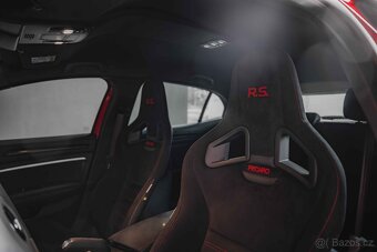 Renault Mégane RS-Trophy-1.m-R19 - 15