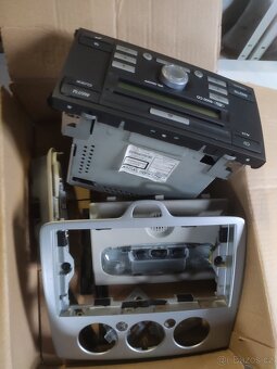 Dílny Ford Focus mk2 - 15