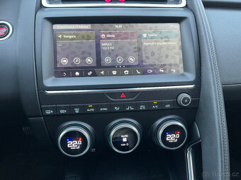 JAGUAR  E-PACE  2,0 D  150 AWD  LED,AUT,4X4,ČR, DPH   - 15