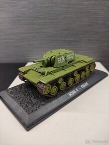 Vojenská technika SSSR 1/72 - 15