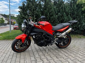 Triumph Speed Triple 1050 - 15
