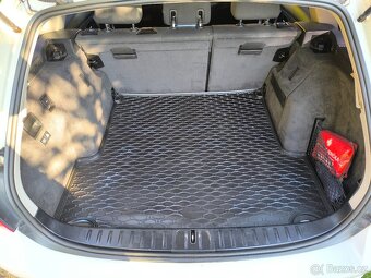 Prodám BMW 318d Touring (2012) - 15