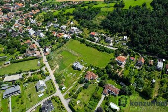 Prodej pozemky pro bydlení, 1 414 m² - Hradčany, ev.č. 00691 - 15