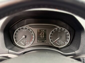 ŠKODA OCTAVIA 2 COMBI KŮŽE 2.0 tdi - 15