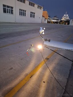 Prodám kajutovou plachetnice avar 32 - 15