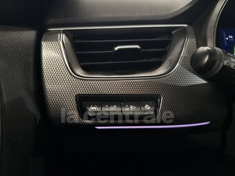 RENAULT Arkana E-TECH 145 INTENS 21B rok 04/2022 - 15