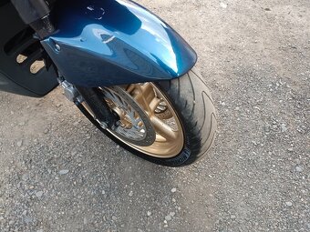 Honda  Pan European ST1100 - 15