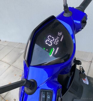 Elektroskutr bez ŘP Elektropower Nova M3 - 15