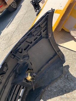 Predni naraznik Vw golf 5 V combi Jetta maska - 15