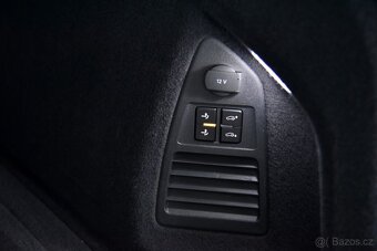 Touareg 3.0 V6 TDI 4Motion Tiptronic, IQ Light, Mŕtvy Uhol - 15