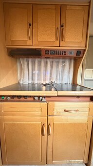 Prodám Karavan Hobby ,10 EXCLUSIVE .440 Speciální - 15