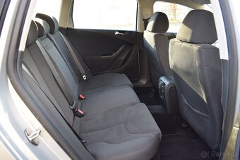 Volkswagen Passat 2,0 TDi BEZ KOROZE,SUPER STAV - 15
