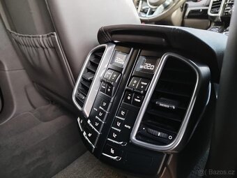 Porsche Cayenne S 4.2 V8 Diesel II FL 379PS - 15