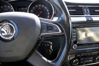 Škoda Superb Combi 1.6 TDI CR DPF Greenline Ambition - 15