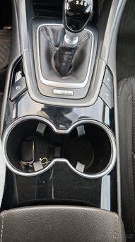 Ford Mondeo, 2,0 TDCi 110kW Titanium Manuál 175 000 Kč - 15
