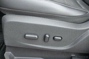 Ford Kuga, 2.0 TDCi, 4x4,nez.topení,Titanium,Tažné zař. - 15