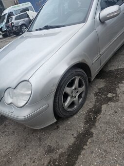 Mercedes Benz w203 2.0 120kw - 15