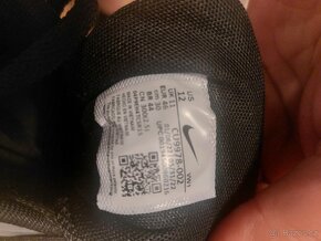 Prodám sportovní boty Nike,možná nepatrná sleva - 15