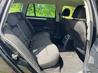 ŠKODA SUPERB II 2.0 TDI COMBI/DSG/125 kW/ZÁRUKA/JARNÍ SLEVA - 15