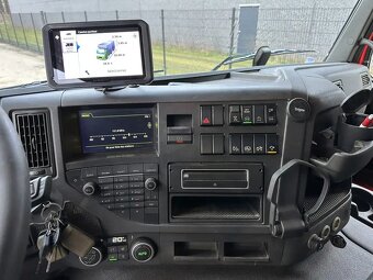 Volvo FMX 540 6x4 / kombinace tahač + sklápěč / zvedačka - 15