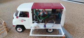 Schleich koně, stáje, sanitka, přepravní auto, mycí box - 15