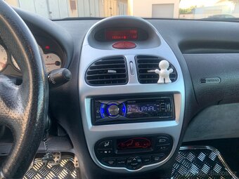 Prodám Peugeot 206 1.4i 65kW - 15