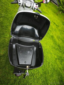 Kymco People GT 300i (2016) - 15