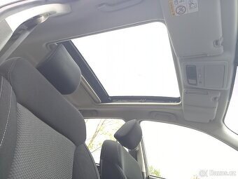 Subaru Forester 2.0D 108 kW, 4x4 první majitel koupeno v ČR - 15