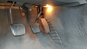 Saab 9-5 2.0T Hirsch (210PS),alu18/kůže/sport.výfuk,nová STK - 15