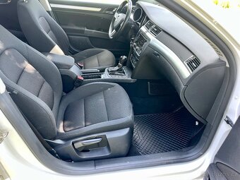 ŠKODA SUPERB KOMBI 2.0 TDI,125kW,AUTOMAT - 15
