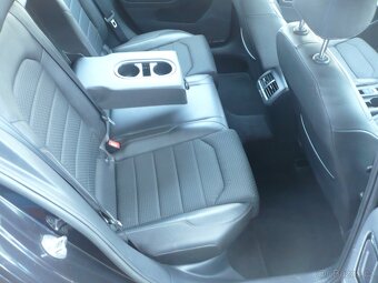 Volkswagen  Golf  1.6 TDI 77 kW - 15