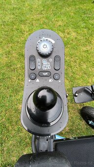 Elektrický invalidní vozík - 15