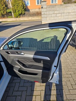 Vw Passat 2,0 tdi 110kw HIGHLINE KAMERA - 15