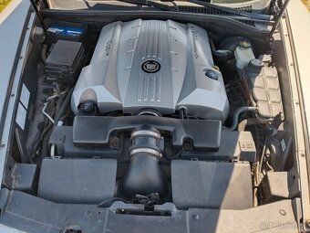 CADILLAC XLR  luxusní kabriolet cabrio  žehlička - 15