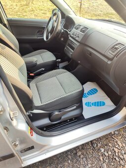 Skoda fabia II 1.2 tsi - 15
