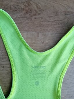 Nike dámské sportovní tílko vel. L - 15