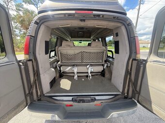 Chevrolet Express G1500 5.7 Vortec V8 - 15